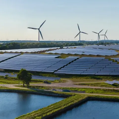 PREHOD V ZELENO OSKRBO - ENERGETIKA PRED IZZIVI